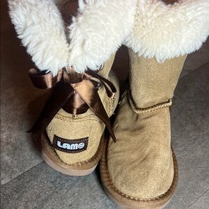 LAMO Kids Tan Boots with Cream Fur and Brown Ribbon